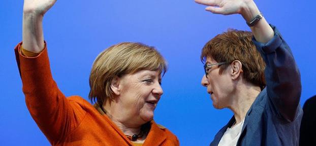 Angela Merkel și protejata sa, Annegret Kramp-Karrenbauer, prima în topul preferinţelor conservatorilor germani