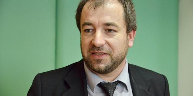 Directorul executiv al Uniunii Naționale a Organizațiilor Persoanelor Afectate de HIV/SIDA (UNOPA), Iulian Petre