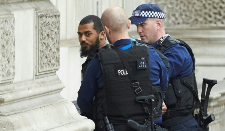 Poliția din Marea Britanie a intervenit în forță pentru a bloca eventuale acte de terorism