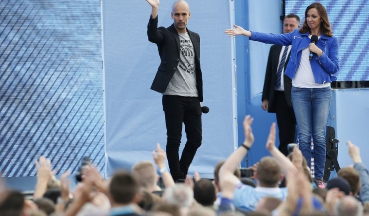 Pep Guardiola a fost întâmpinat cu aplauze de fanii lui Manchester City