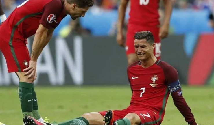 Accidentarea lui Cristiano Ronaldo a dat peste cap planurile portughezilor, dar finalul a adus titlul european trupei lui Fernando Santos