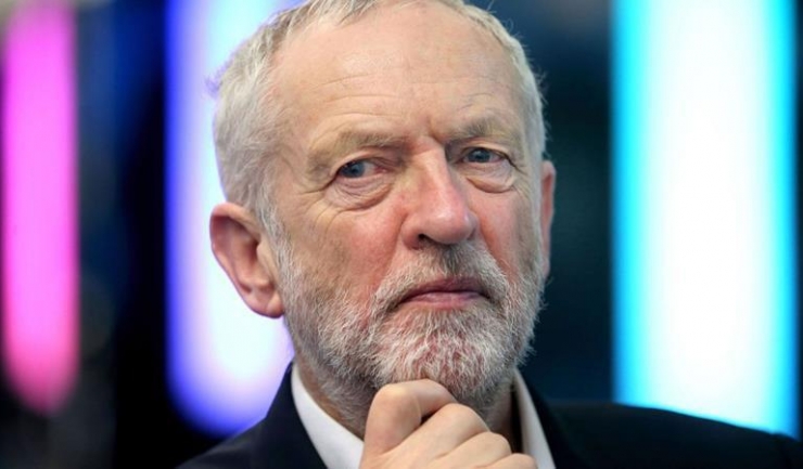 Liderul opoziţiei laburiste britanice, Jeremy Corbyn: „Nu poate exista niciun motiv logic pentru această amânare, prim-ministrul nu mai are sprijinul cabinetului său”