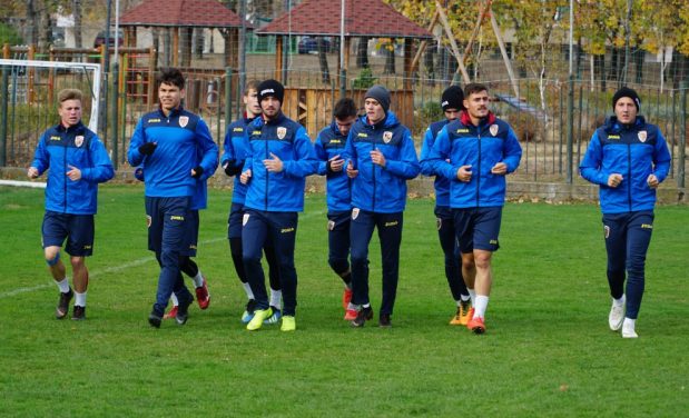 Tinerii fotbaliști români au beneficiat și de victoria Greciei în fața Bulgariei (sursa foto: www.frf.ro)