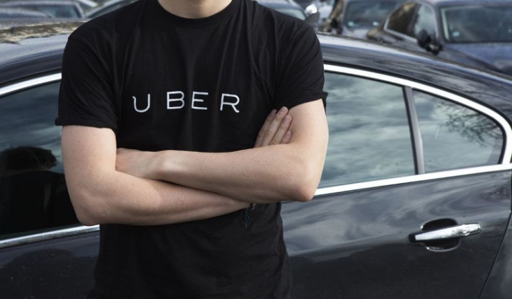 Potrivit noilor legi, operatorii serviciilor Uber, Bolt și Clever vor achita o taxă anuală de 50.000 lei la Ministerul Comunicațiilor