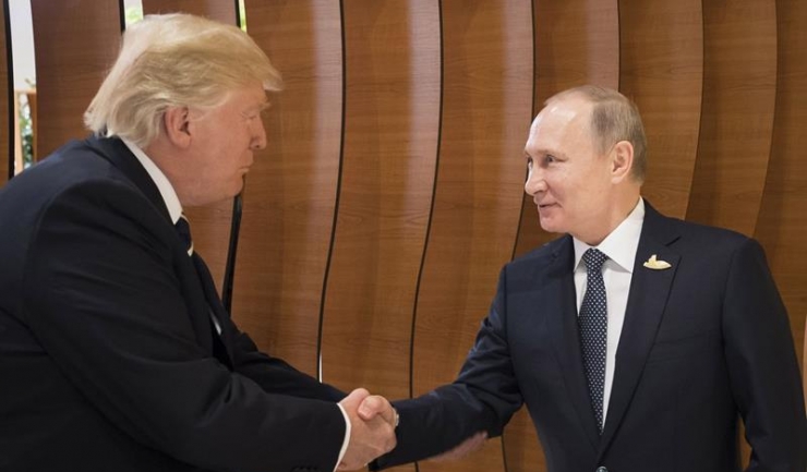 Donald Trump și Vladimir Putin s-au gratulat reciproc în această săptămână