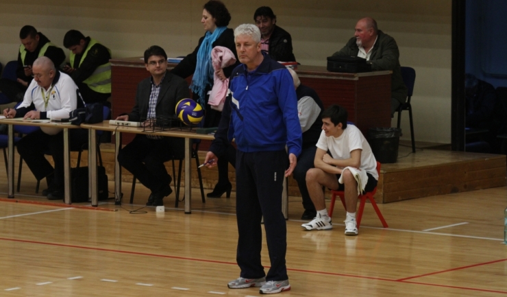 Antrenorul campioanei României la volei masculin, Dănuţ Pascu, spune că elevii săi vor încerca să joace la un nivel cât mai ridicat