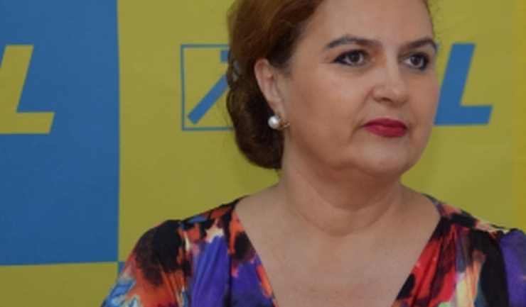 Eleonora-Carmen Hărău, senator PNL