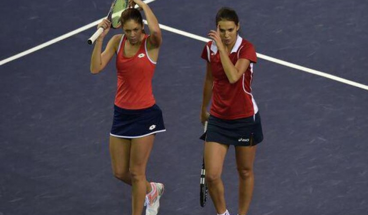 Raluca Olaru (dreapta) și Andreea Mitu vor juca în proba de dublu feminin la Rio 2016