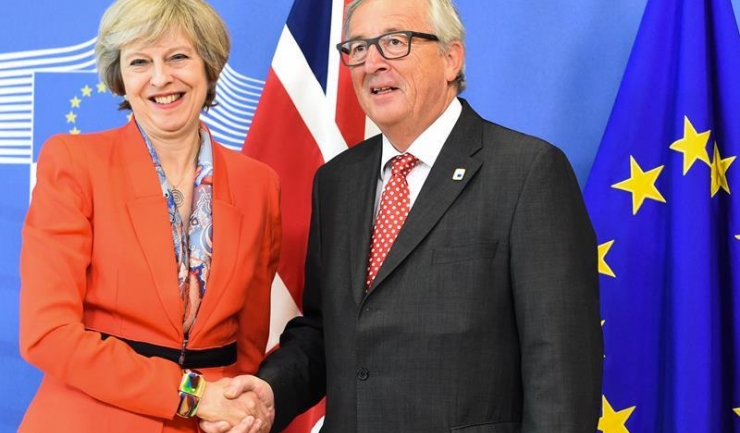 Jean Claude Juncker și Theresa May au confirmat acordul dintre UE și Marea Britanie privind Brexit