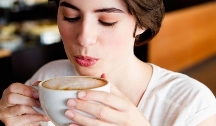 Consumul a trei cești de cafea pe zi este benefic pentru sănătate