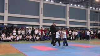98 de sportivi au participat la Campionatul Judeţean de Kung-Fu