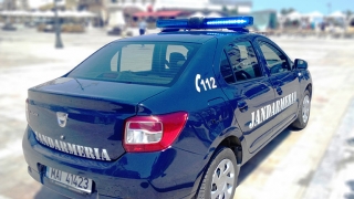 Jandarmii constănțeni se ocupă de asigurarea ordinii publice, în mijlocul comunității