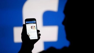 Thailanda amenință cu interzicerea Facebookului