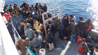 Grecia limitează venirea imigranților de pe insule în zona continentală