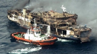 Zeci de morți, în urma unui izbucnirii unui incendiu pe un feribot