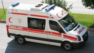 Microbuz cu români, implicat într-un accident rutier. Două persoane au murit