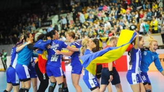 CSM Bucureşti a învins pe HCM Roman, în finala Cupei României la handbal feminin