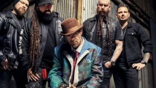 Five Finger Death Punch anulează ultimele 3 turnee din Europa, printre care și pe cel de la București