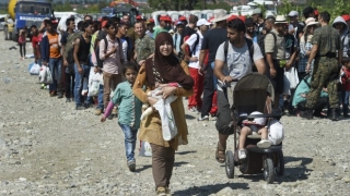 Ungaria a început construirea de noi centre pentru imigranți la frontiera cu Austria