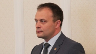Președintele Parlamentului moldovean i-a invitat pe liderii protestatarilor la dialog