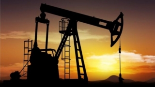 Preţul petrolului a scăzut pentru a cincea zi consecutiv
