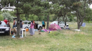 Parcul Tăbăcărie, transformat de țigani în camping