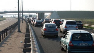 Infotrafic: Trafic îngreunat pe sensul către Bucureşti al autostrăzii soarelui, din cauza unui eveniment rutier