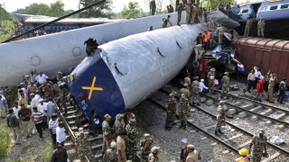 Accident feroviar cu zeci de morţi şi sute de răniţi, în India