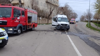 Accident rutier între un microbuz și un autoturism la Techirghiol; a fost activat Planul Roşu de Intervenţie