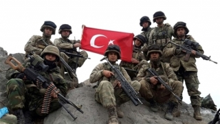Optsprezece terorişti Stat Islamic, eliminaţi în Siria de armata turcă