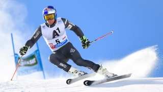 Alexis Pinturault, învingător în prima cursă masculină de schi a sezonului