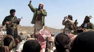 Sute de membri ai reţelei teroriste Al-Qaida, arestaţi în Yemen