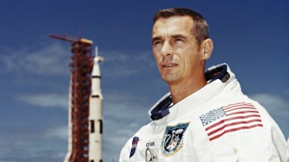 A murit astronautul Gene Cernan, ultimul om care a fost pe Lună