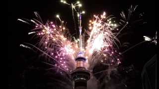 Noua Zeelandă a trecut în noul an cu un joc de artificii impresionant