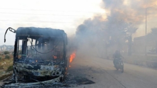 Autobuze care urmau să evacueze două localități proregim din Siria, atacate