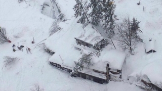 Procurorii italieni au deschis o anchetă în cazul hotelului afectat de avalanșă