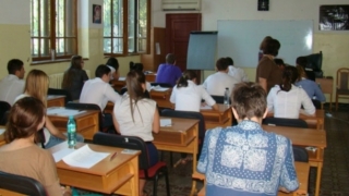 Cadrele didactice din Arad contestă noul statut al elevilor