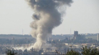 Zeci de civili au fost uciși în atacuri aeriene la est de capitala siriană Damasc