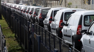 Dacia și Rompetrol exportă cu drag și „spol“