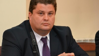 „Baronul puilor“ a demisionat din Parlament