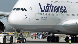 895 de zboruri anulate de Lufthansa, din cauza grevei personalului de la aeroporturile din Germania