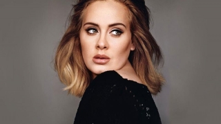 Adele, prima în topul vânzărilor de discuri în 2015