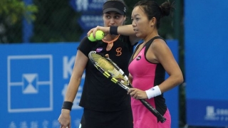 Monica Niculescu şi Vania King, calificate în optimi de finală la dublu de la US Open