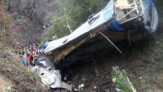 Aproape 20 de morţi, în urma prăbușirii unui autobuz în Mexic