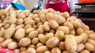 Cartoful, la mare preț! Este leguma care s-a scumpit cel mai mult anul acesta