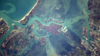 Aşa arată Veneția văzută de pe orbită