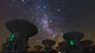 Astronomii au recepționat semnale misterioase din spațiu