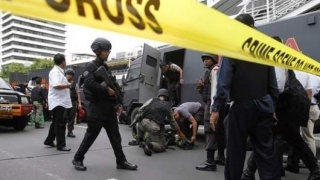 Atacatorii din Jakarta, finanţaţi de Statul Islamic