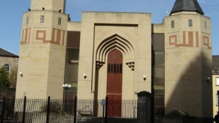 Atac urmat de un incendiu la o moschee din Scoţia