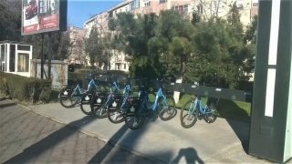 Au apărut biciclete la stațiile de bike-sharing... dar „a fost doar un demo“